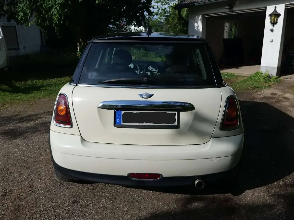 Gebraucht Mini Cooper D 109 PS (80 kW) 2008 Weiß Kleinwagen