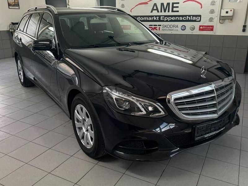 Gebraucht Mercedes E200 136 PS (100 kW) 2015 Schwarz Kombi