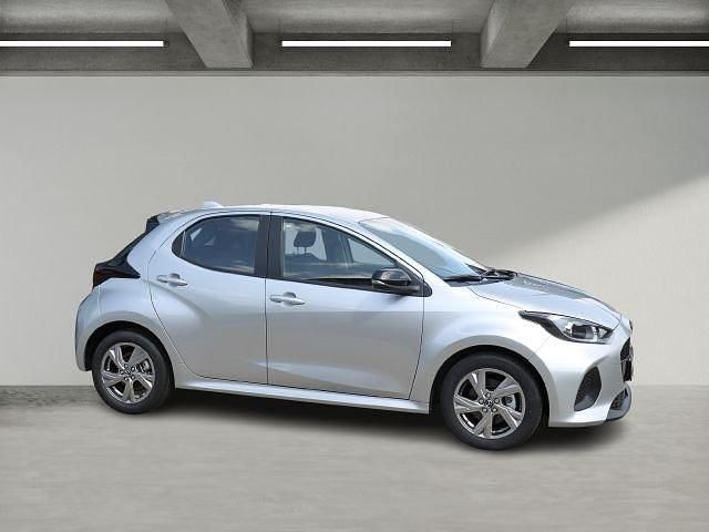 Neu Mazda 2 Exclusive-Line 116 PS (85 kW) 2025 Silber Limousine
