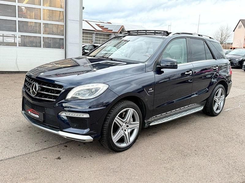Gebraucht Mercedes ML63 AMG AMG 525 PS (386 kW) 2012 Tansanitblau SUV