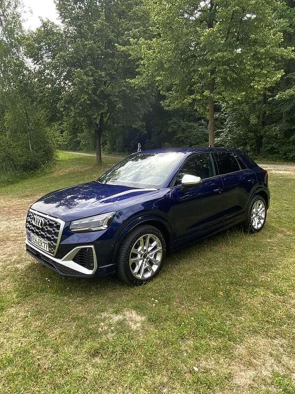 Blau Gebraucht 2024 Audi SQ2 SUV | 41.900 € (Guter Preis) - Bild 1/4