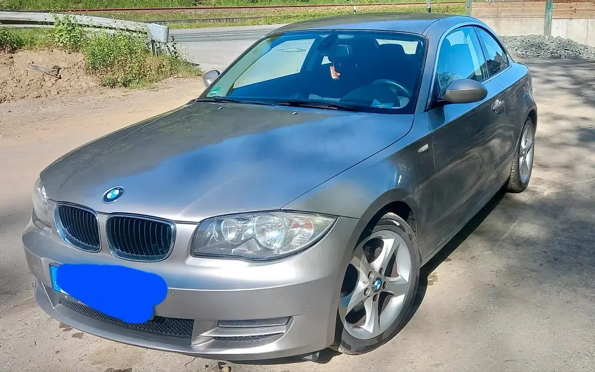 Używany BMW 125 Coupé 218 KM (160 kW) 2009 Srebrny Coupe