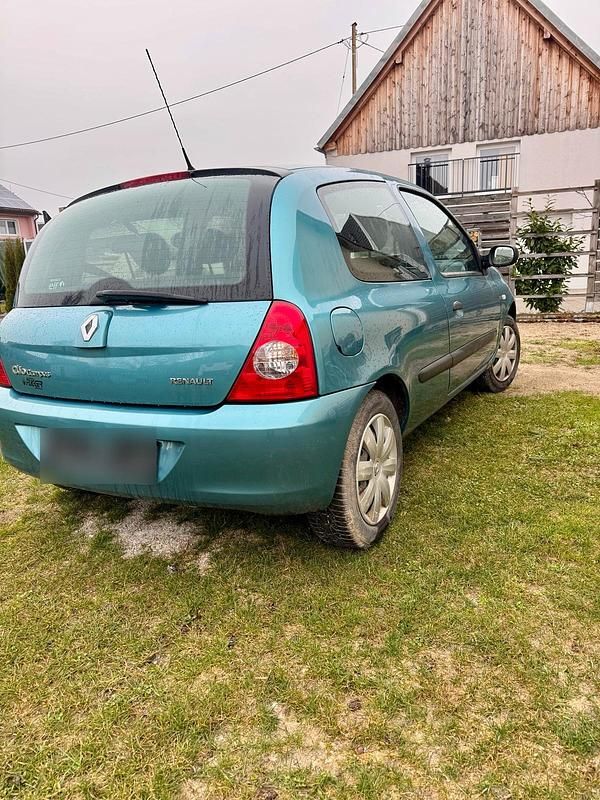 Gebraucht Renault Clio II 58 PS (42 kW) 2006 Blau