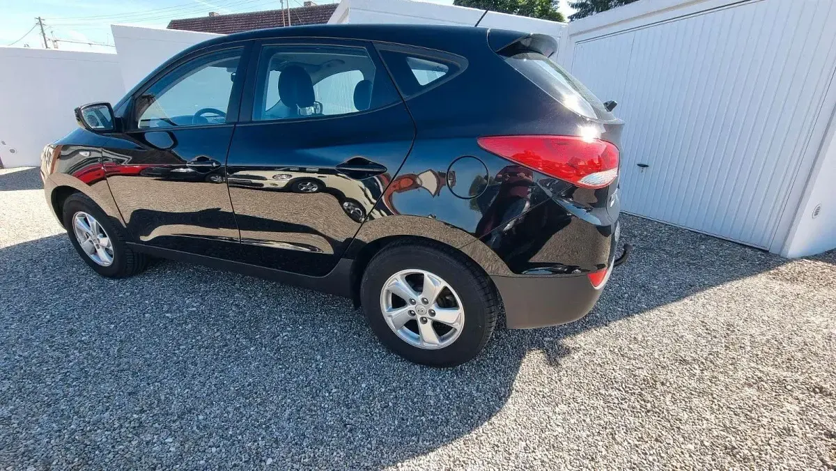 Gebraucht Hyundai ix35 163 PS (119 kW) 2013 Schwarz SUV
