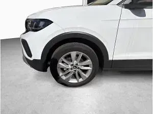 Używany VW T-Cross Life 95 KM (69 kW) 2025 Biały SUV