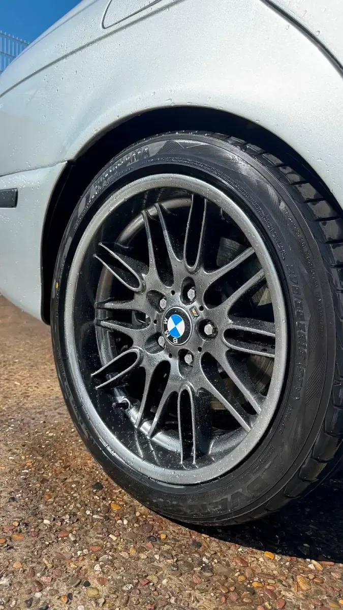 Second-hand BMW 540 305 CP (224 kW) 2000 Argintiu Berlinǎ
