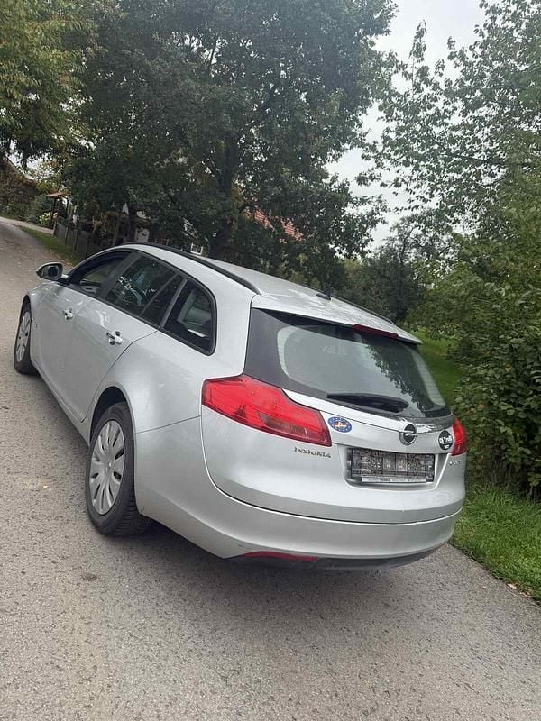 Silber Gebraucht 2012 Opel Insignia Eco Kombi | 2.400 € (Superpreis) - Bild 1/4