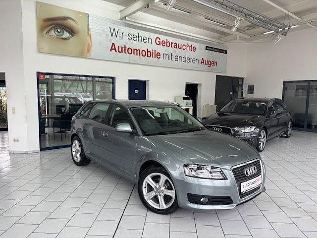 Gebraucht Audi A3 Attraction 102 PS (75 kW) 2009 Grau Kleinwagen