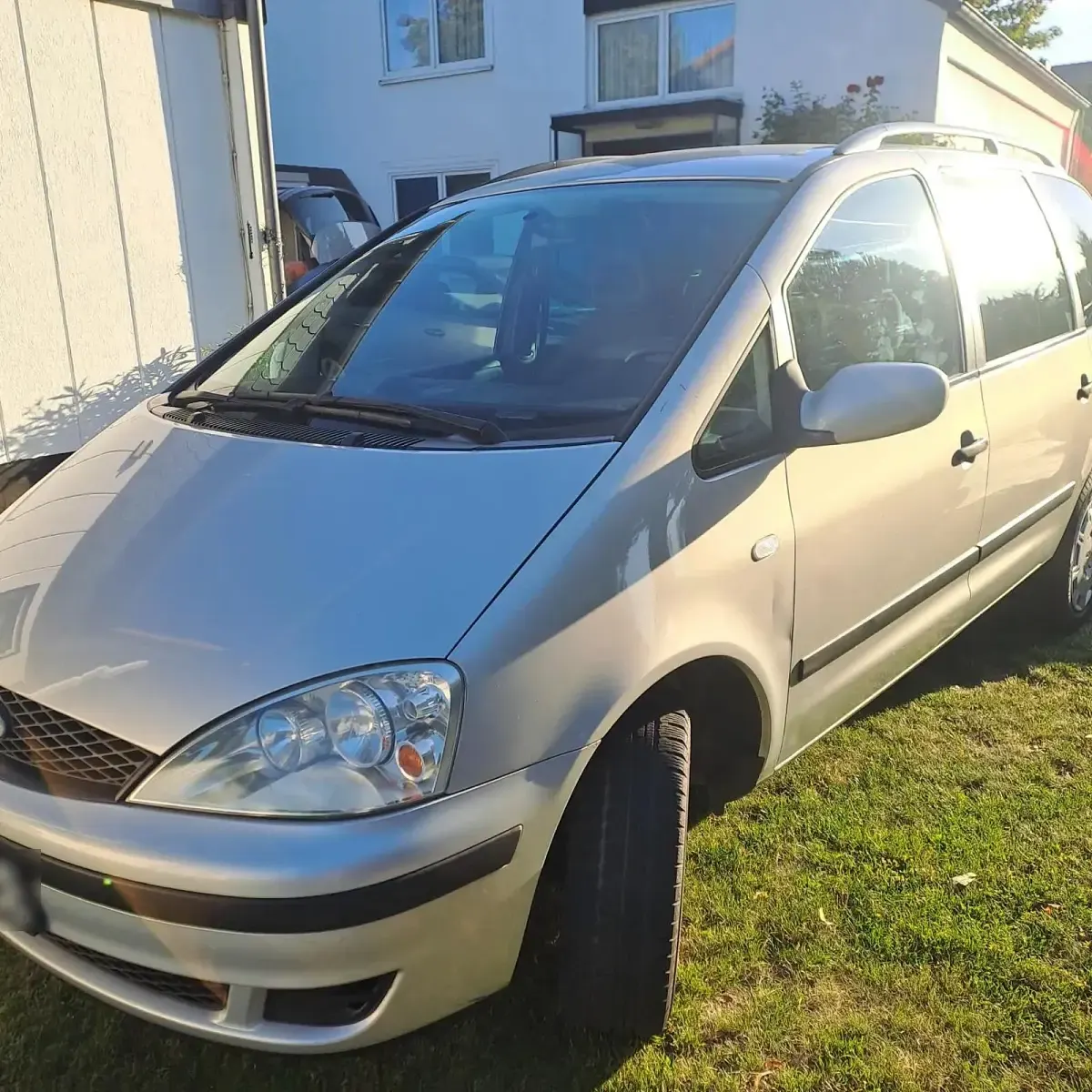 Gebraucht Ford Galaxy 116 PS (85 kW) 2004 Silber Van / Kleinbus