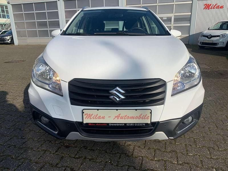 Gebraucht Suzuki SX4 S-Cross Comfort 120 PS (88 kW) 2014 Weiß SUV