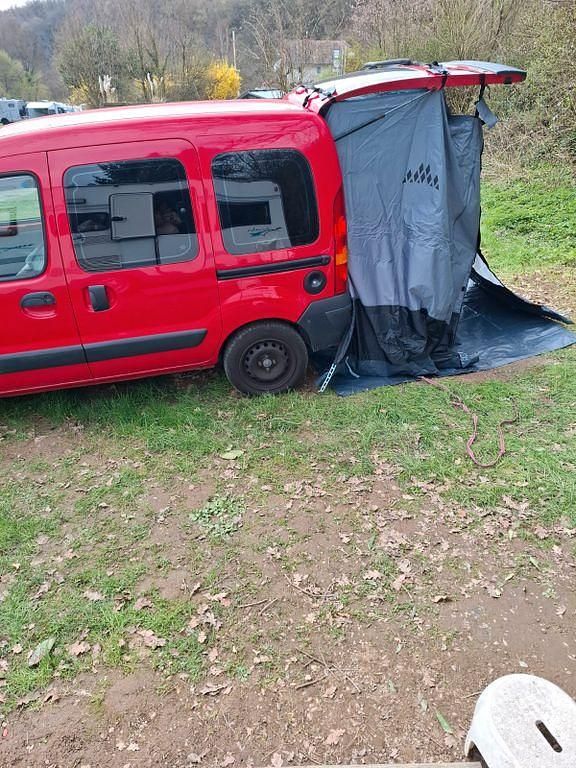 Gebraucht Renault Kangoo Authentique 87 PS (63 kW) 2009 Rot Van / Kleinbus