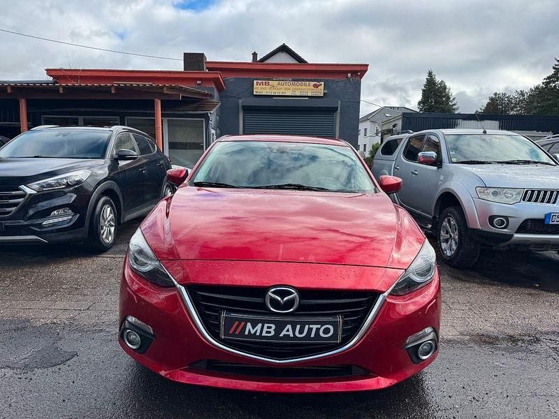 Rot Gebraucht 2013 Mazda 3 Sports-Line Limousine | 4.250 € (Guter Preis) - Bild 1/4