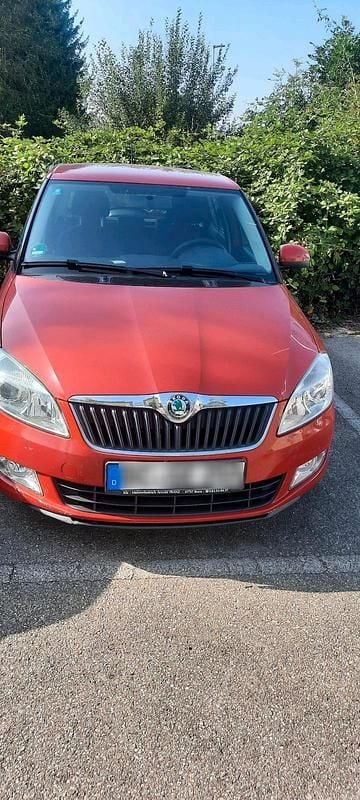 Rot Gebraucht 2013 Skoda Fabia Kleinwagen | 1.500 € (Superpreis) - Bild 1/4