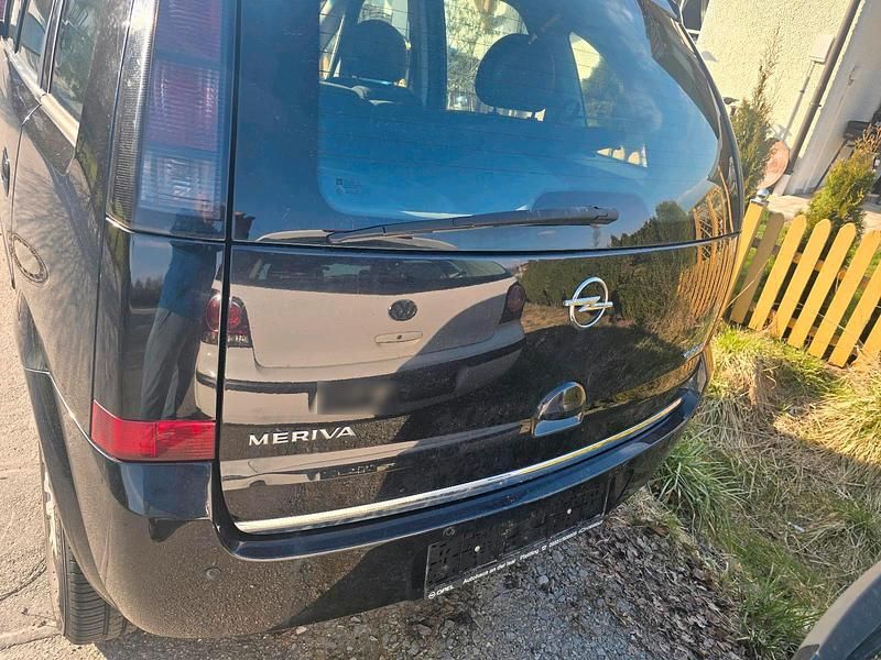 Gebraucht Opel Meriva 90 PS (66 kW) 2009 Schwarz Van / Kleinbus