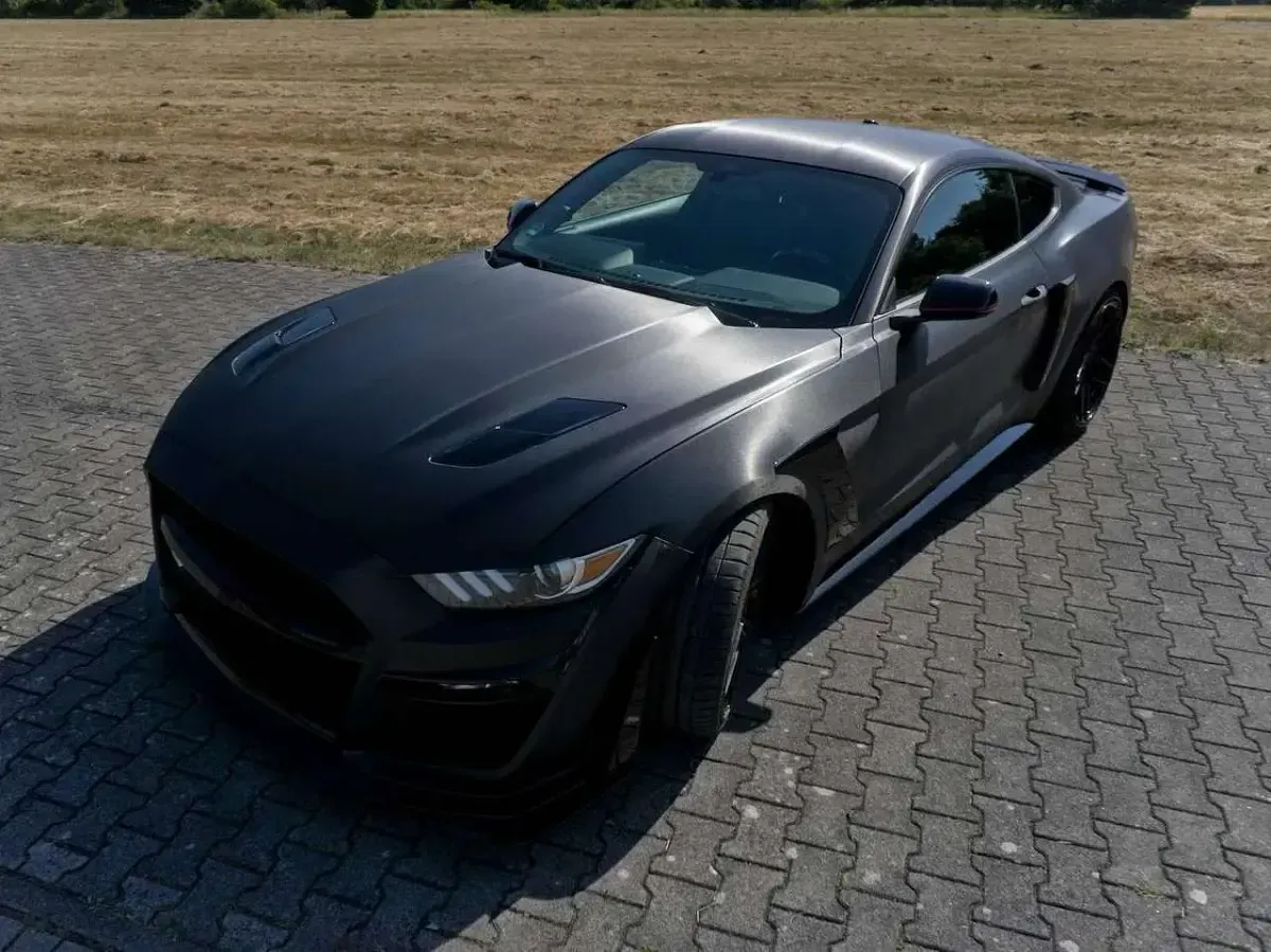 Gebraucht Ford Mustang GT Fastback 508 PS (373 kW) 2016 Brushed black metallic Coupé