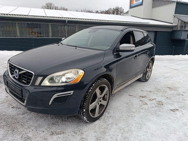 Grau Gebraucht 2011 Volvo XC60 R-Design SUV | 10.999 € (Fairer Preis) - Bild 1/4