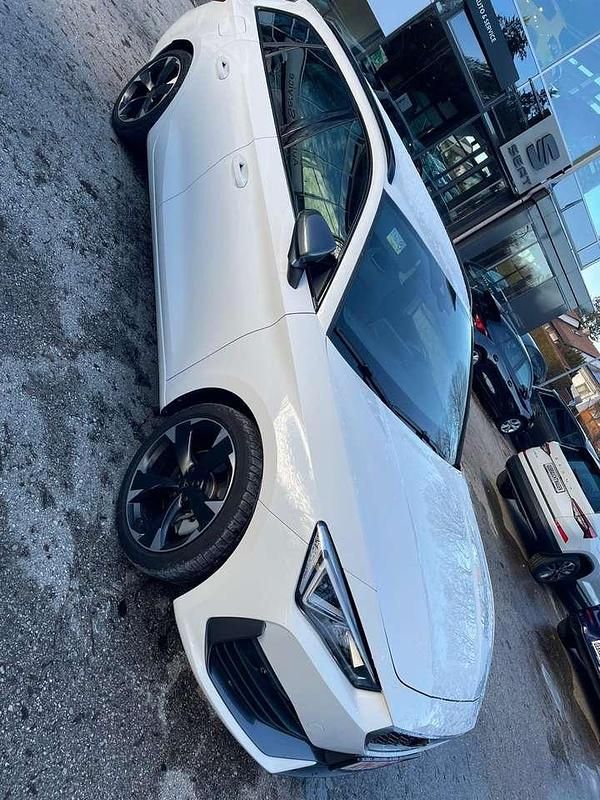 Gebraucht Cupra Leon 150 PS (110 kW) 2022 Weiß Kombi