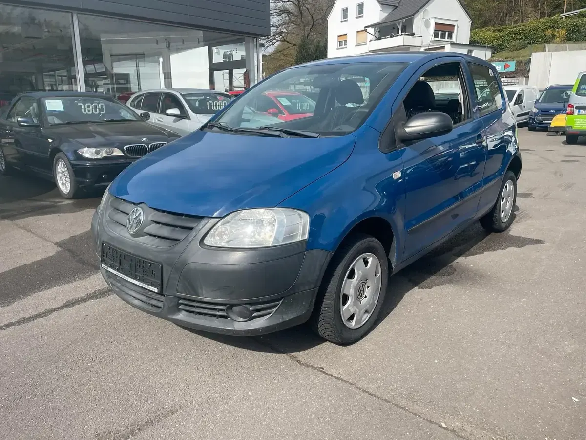 Gebraucht VW Fox 55 PS (40 kW) 2008 Blau Kleinwagen