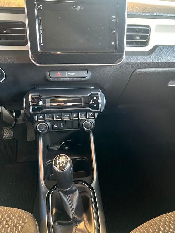 Gebraucht Suzuki Ignis Comfort+ 83 PS (61 kW) 2024 Rot Limousine