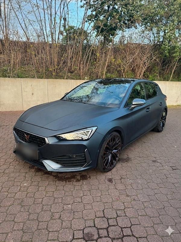 Second-hand Cupra Leon 300 CP (220 kW) 2022 Gri Hatchback