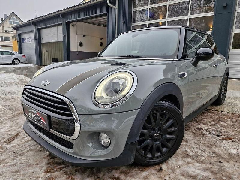 Grau Gebraucht 2016 Mini Cooper Kleinwagen | 12.999 € (Fairer Preis) - Bild 1/4