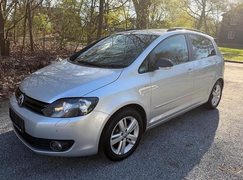 Gebraucht VW Golf VII Match 85 PS (62 kW) 2012 Silber Kleinwagen