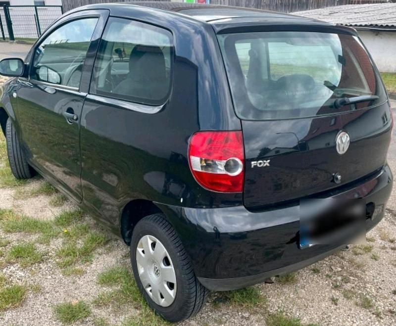 Schwarz Gebraucht 2007 VW Fox Kleinwagen | 1.600 € (Fairer Preis) - Bild 1/4