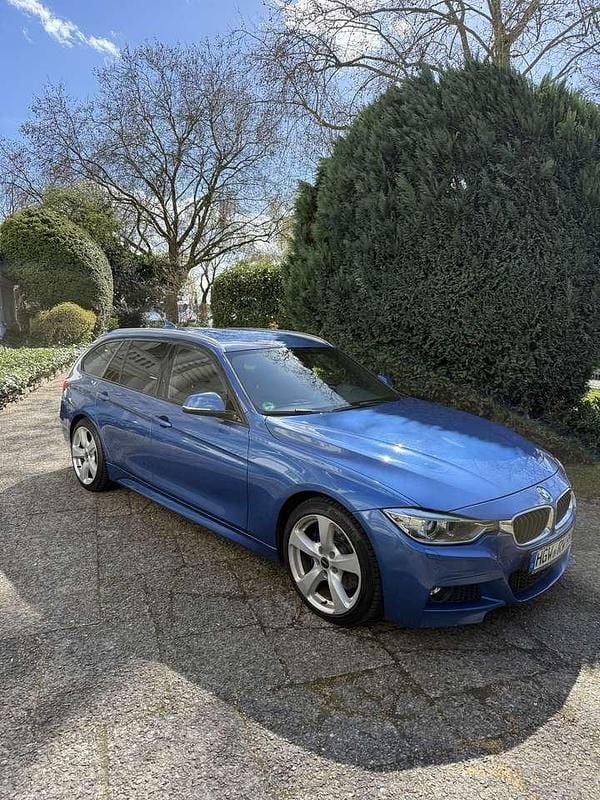 Second-hand BMW 320 184 CP (135 kW) 2012 Albastru Break