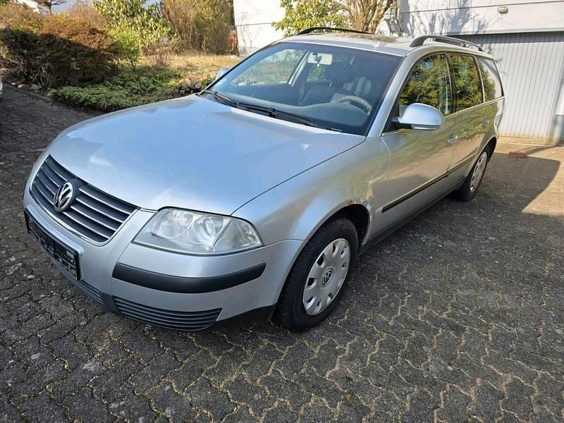 Gebraucht VW Passat 131 PS (96 kW) 2004 Silber Kombi