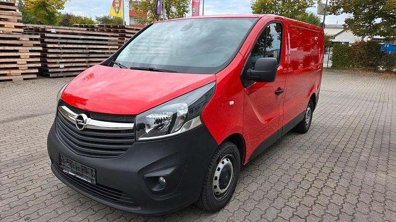 Gebraucht Opel Vivaro 125 PS (91 kW) 2018 Rot Van / Kleinbus
