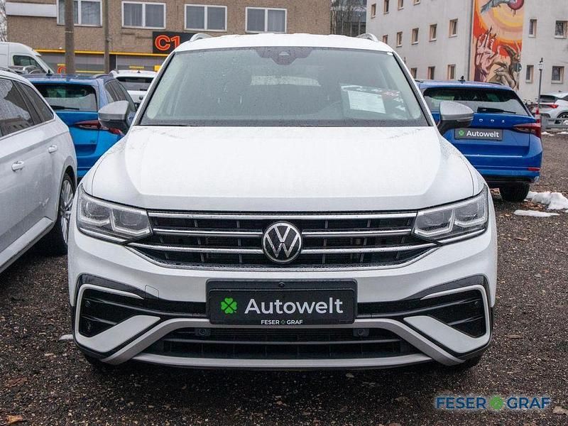 Gebraucht VW Tiguan Allspace Elegance 200 PS (147 kW) 2022 Pure white SUV