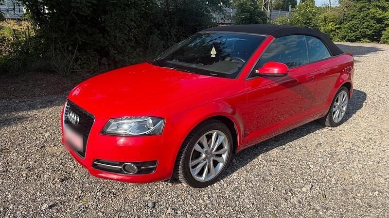 Gebraucht Audi A3 Cabriolet 160 PS (117 kW) 2011 Rot Cabrio