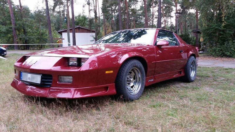 Rot Gebraucht 1992 Chevrolet Camaro Coupé | 12.000 € - Bild 1/4