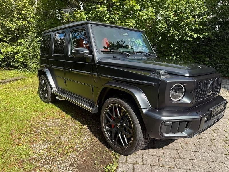 Schwarz Neu 2025 Mercedes G63 AMG AMG SUV | 260.900 € (Fairer Preis) - Bild 1/4