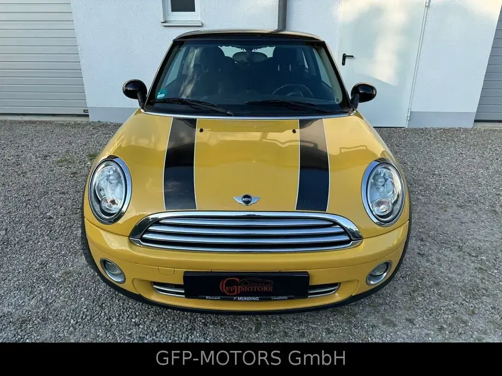 Używany Mini Cooper 120 KM (88 kW) 2009 Żółty Hatchback