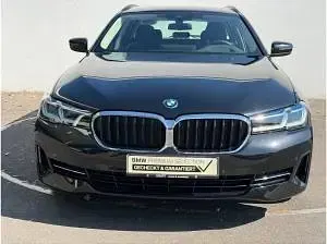 Gebraucht BMW 530 292 PS (214 kW) 2024 Schwarz (saphirschwarz) Kombi