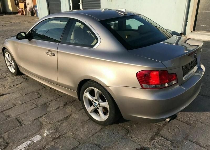 Gold Gebraucht 2008 BMW 128 Coupé | 7.000 € - Bild 1/4
