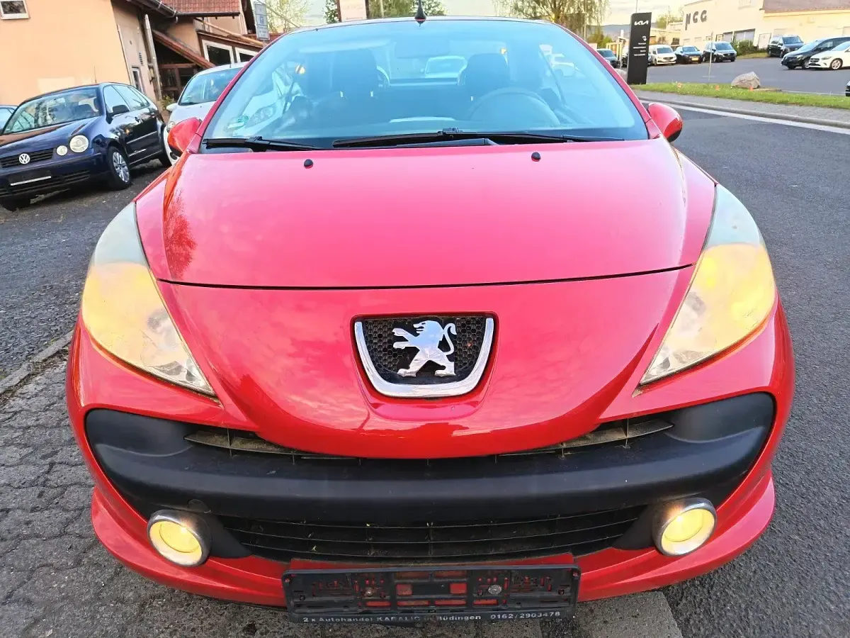 Gebraucht Peugeot 207 CC 120 PS (88 kW) 2009 Rot Cabrio