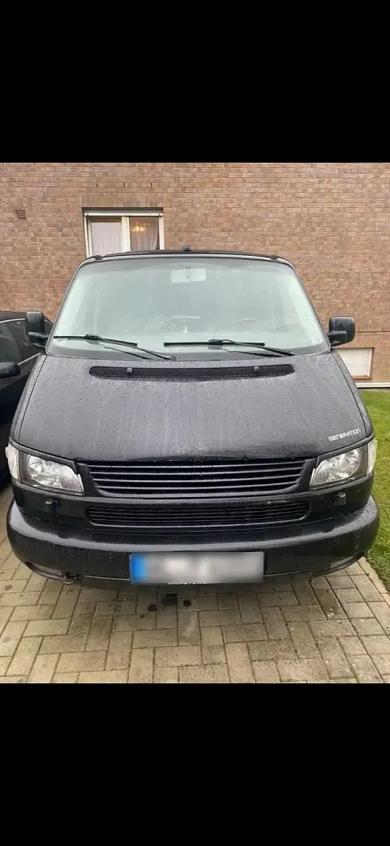 Gebraucht VW Multivan 151 PS (111 kW) 2001 Schwarz Van / Kleinbus