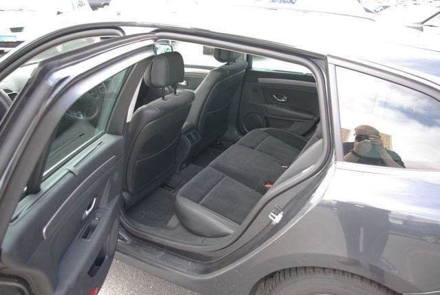 Gebraucht Renault Laguna GrandTour Exception 150 PS (110 kW) 2008 Schwarz metallic Kombi
