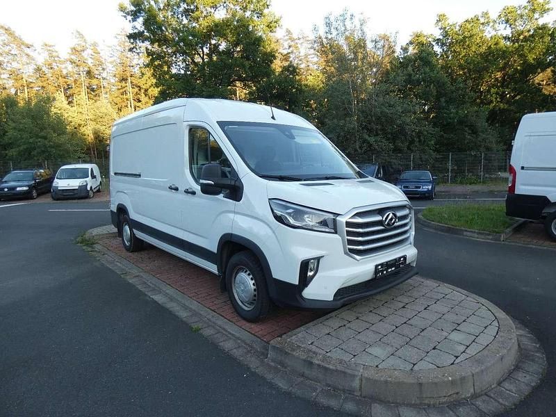 Weiß Gebraucht 2024 Maxus V90 Van | 19.040 € (Superpreis) - Bild 1/4