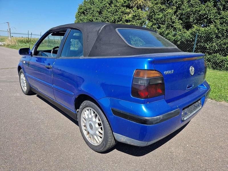 Gebraucht VW Golf Cabriolet 101 PS (74 kW) 2000 Blau Cabrio