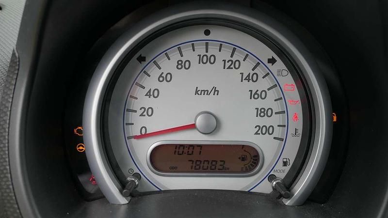 Gebraucht Suzuki Splash Basic 65 PS (47 kW) 2010 Blau Kleinwagen