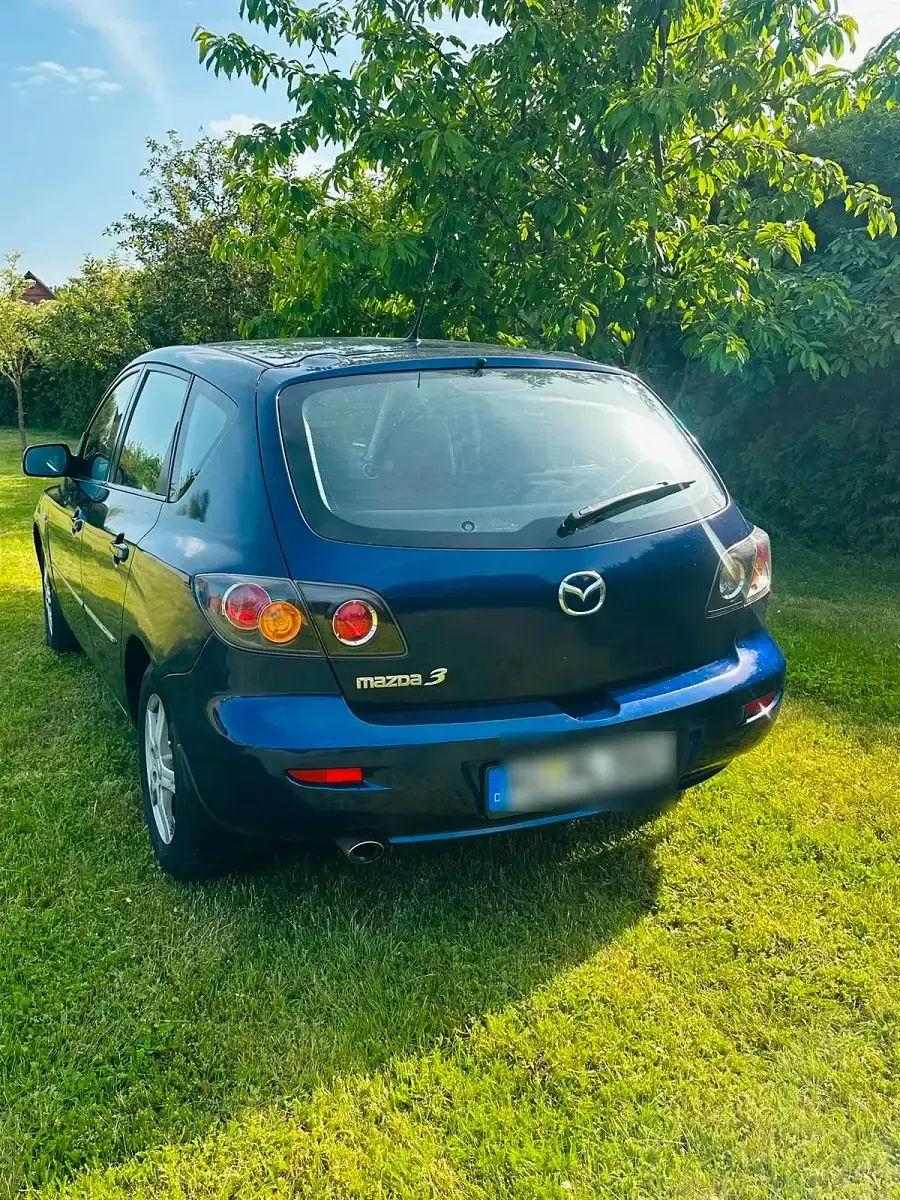 Gebraucht Mazda 3 105 PS (77 kW) 2005 Blau Kleinwagen