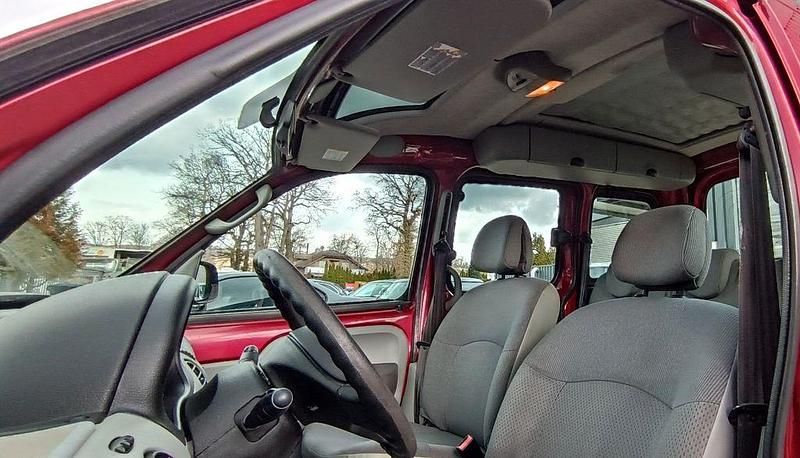 Gebraucht Renault Kangoo Expression 95 PS (69 kW) 2002 Rot Van / Kleinbus