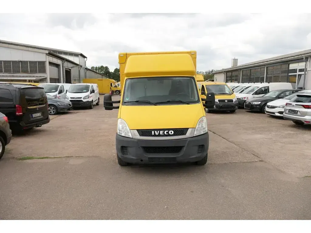 Gebraucht Iveco Daily 106 PS (77 kW) 2011 Gelb Van