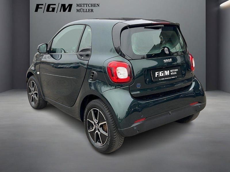 Gebraucht Smart ForTwo Coupé 60 kW (82 PS) 2021 Bodypanels in british racing g Kleinwagen