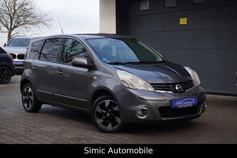 Grau Gebraucht 2013 Nissan Note I-Way Van / Kleinbus | 4.650 € (Guter Preis) - Bild 1/4