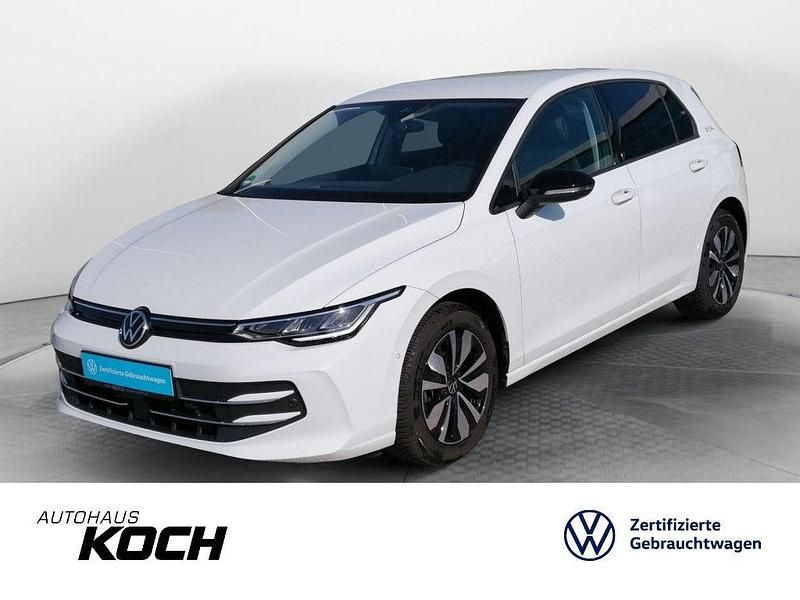 Pure white Gebraucht 2024 VW Golf VIII Goal Limousine | 24.930 € - Bild 1/4