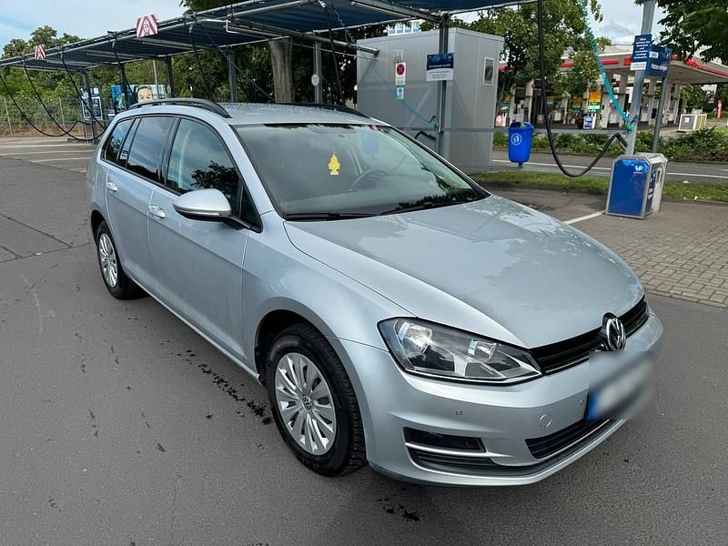 Silber Gebraucht 2014 VW Golf VII Kombi | 5.999 € (Guter Preis) - Bild 1/4